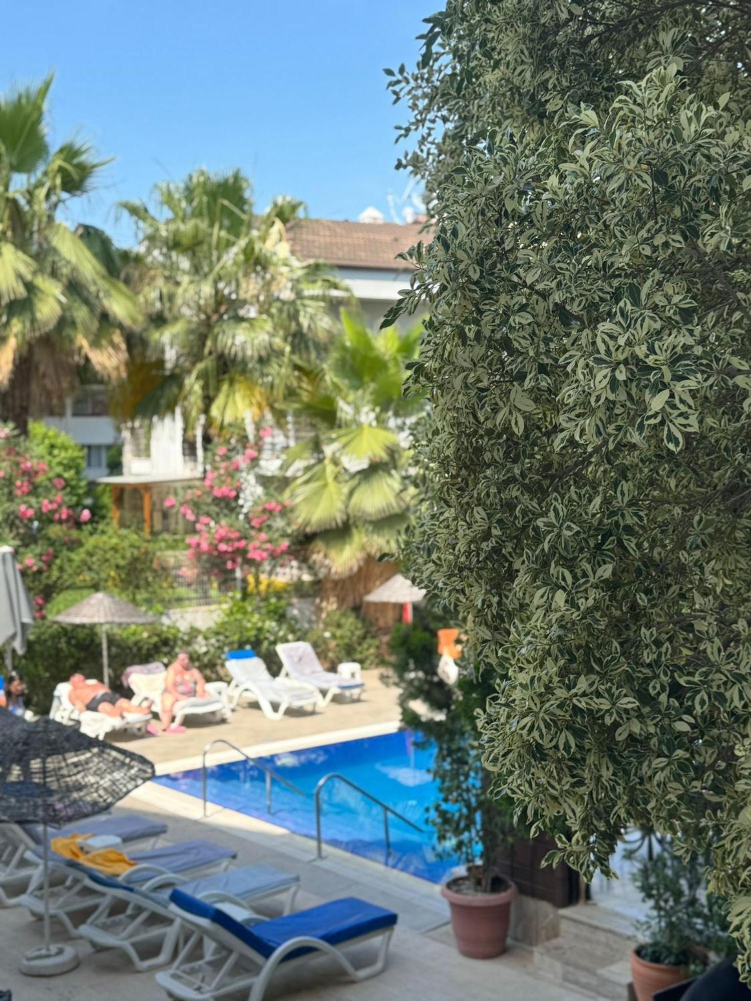 Navy Hotel イチュメレール エクステリア 写真